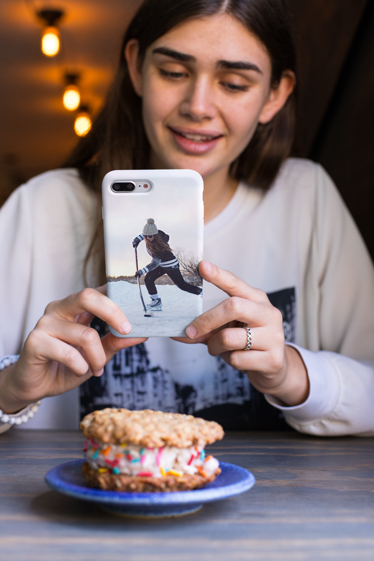 Custom Phone Cases: A Holiday Must-Have!